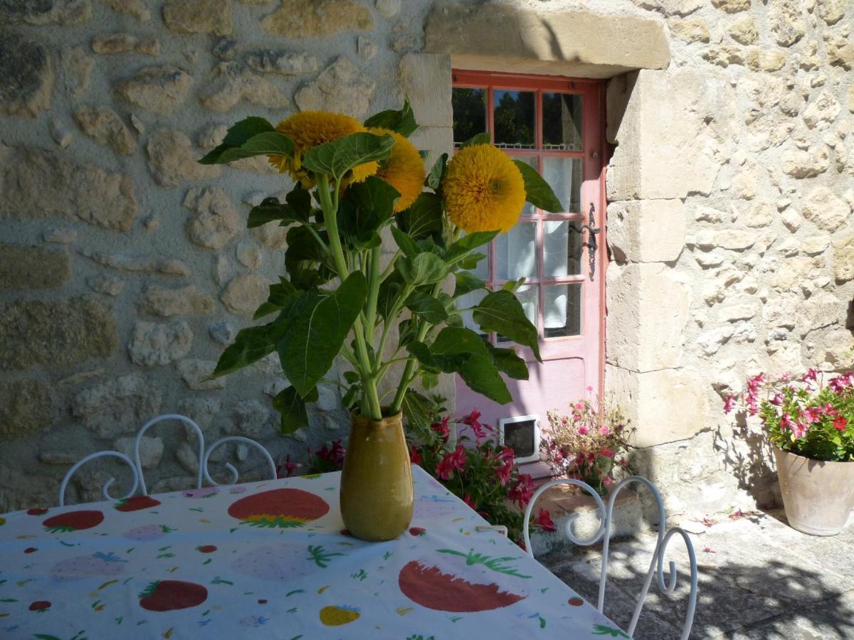 Le Paradis Vaugines ภายนอก รูปภาพ